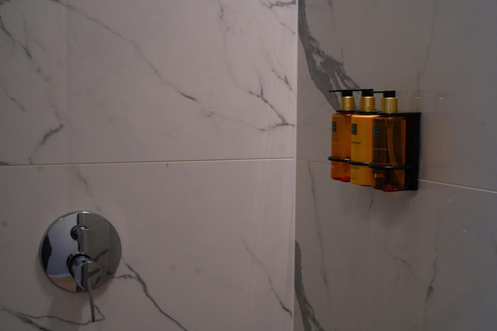 987 Design Prague Hotel Екстер'єр фото
